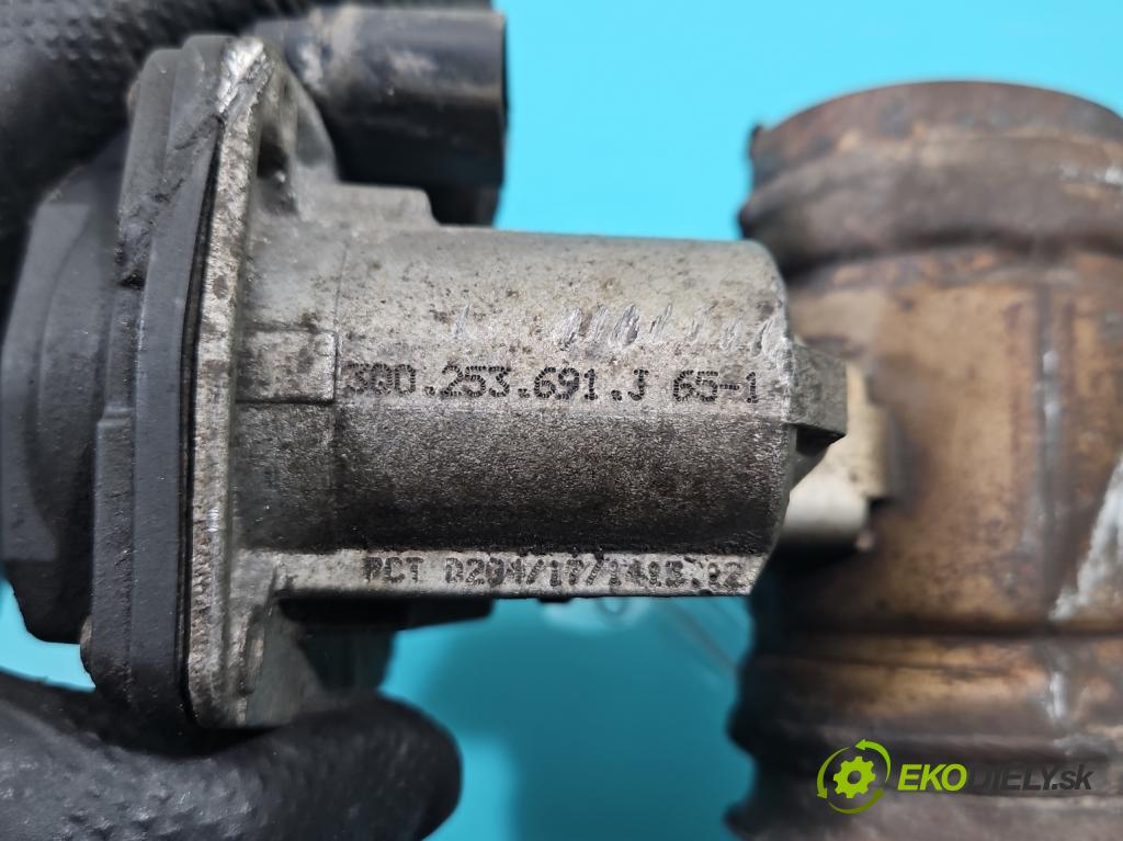 Skoda Superb III 2015-2024 2.0 tdi 190 HP automatic 140 kW 1968 cm3 5- klapka 3Q0253691J (Škrtiaca klapka)