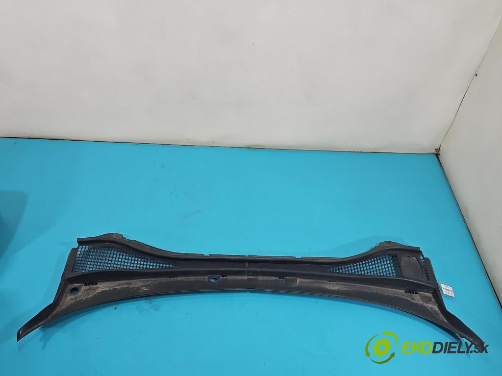 Skoda Superb III 2015-2024 2.0 tdi 190 HP automatic 140 kW 1968 cm3 5- torpédo 3V2819415 (Torpédo (plast pod čelným sklom))