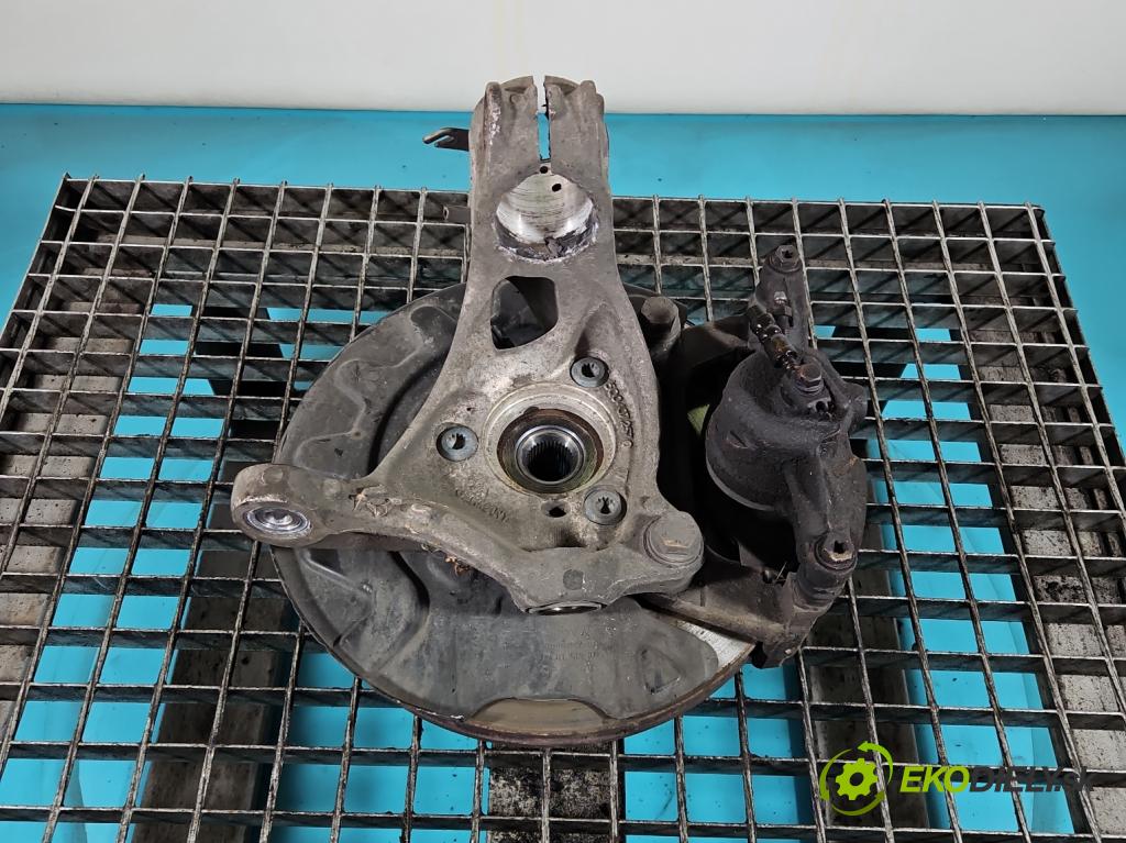 Skoda Superb III 2015-2024 2.0 tdi 190 HP automatic 140 kW 1968 cm3 5- náboj ľavé  (Náboj kolesa)