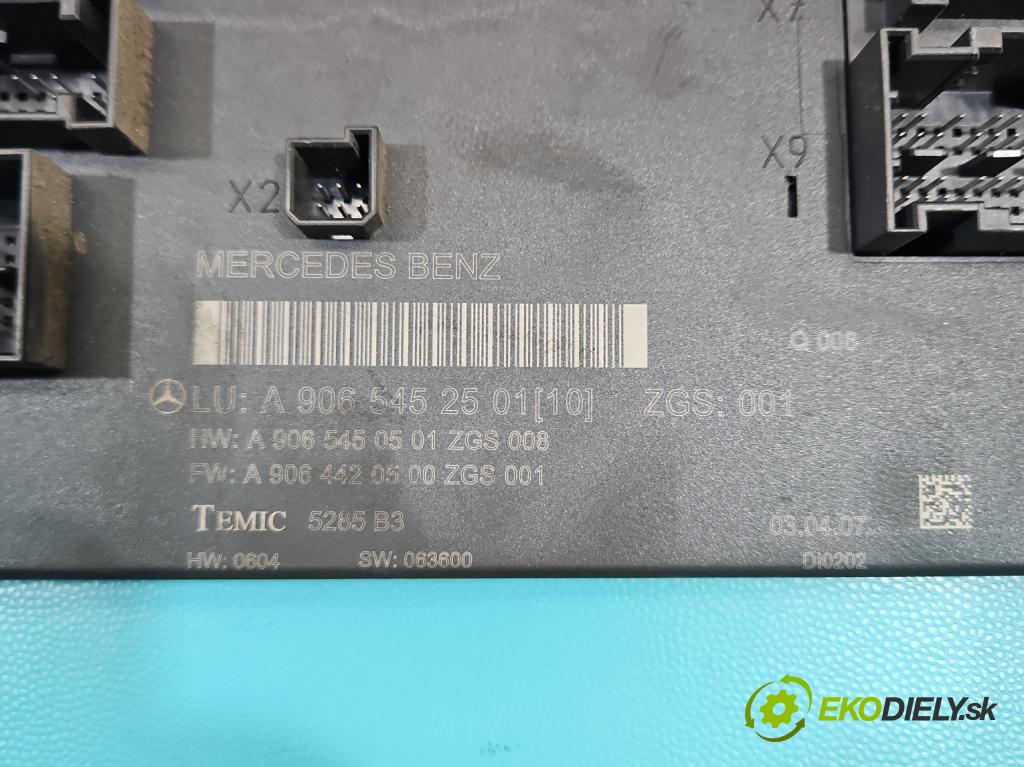 Vw Crafter 2006-2016 2.5 tdi 109 hp manual 80 kW 2461 cm3 4- skříňka pojistková A9065452501 (Pojistková skříňka)