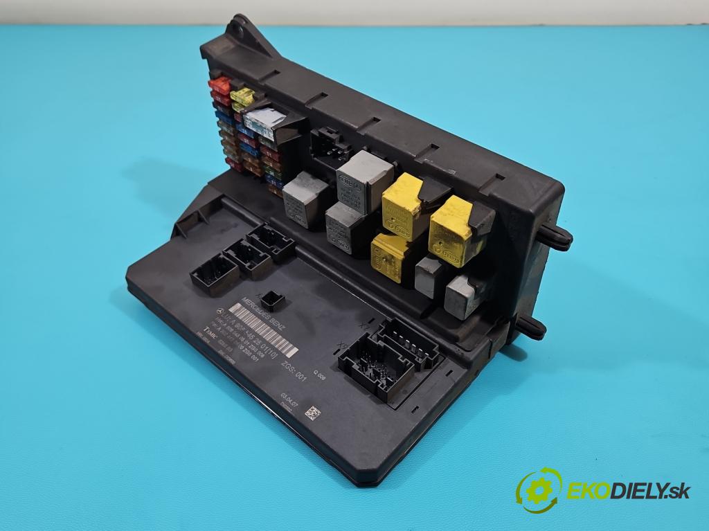 Vw Crafter 2006-2016 2.5 tdi 109 hp manual 80 kW 2461 cm3 4- skříňka pojistková A9065452501 (Pojistková skříňka)