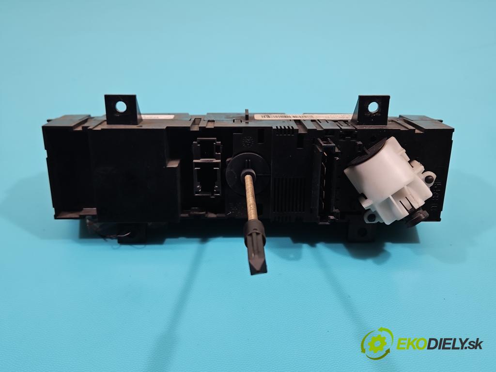 Vw Crafter 2006-2016 2.5 tdi 109 hp manual 80 kW 2461 cm3 4- palubní deska panel topení 9068300085KZ