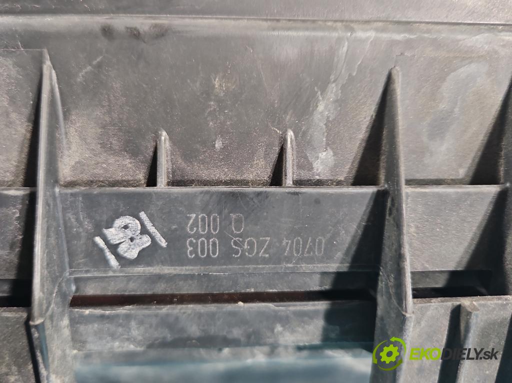 Vw Crafter 2006-2016 2.5 tdi 109 hp manual 80 kW 2461 cm3 4- obal filtra vzduchu 9065280106 (Kryt vzduchového filtru)