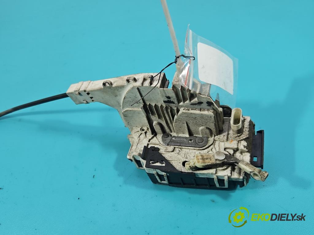 Vw Crafter 2006-2016 2.5 tdi 109 hp manual 80 kW 2461 cm3 4- zámek přední levý A9067202135