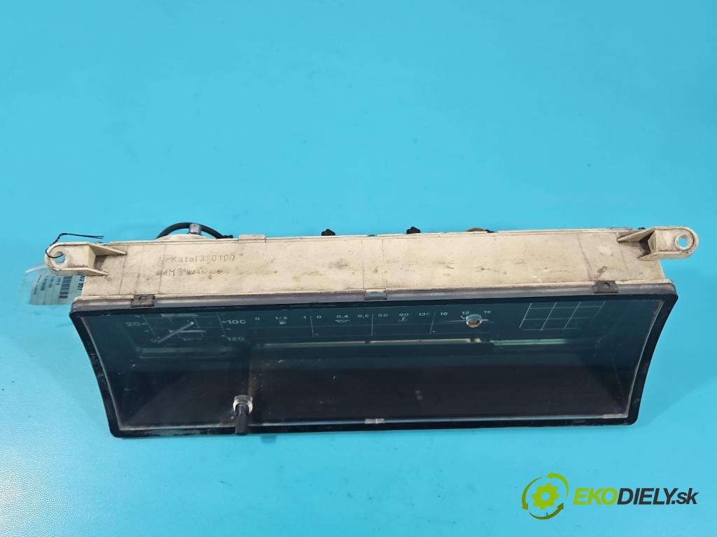 Fs lublin Lublin 2.4d 71 HP manual 52 kW 2417 cm3 5- prístrojovka/ budíky  (Prístrojová doska)