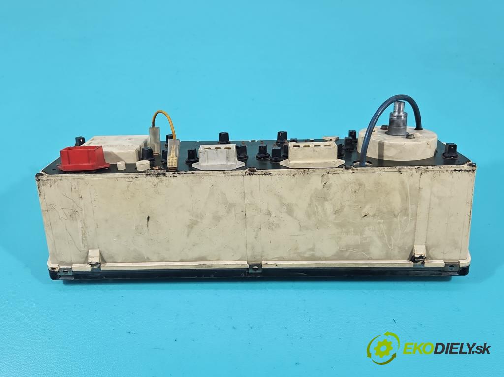 Fs lublin Lublin 2.4d 71 HP manual 52 kW 2417 cm3 5- prístrojovka/ budíky  (Prístrojová doska)