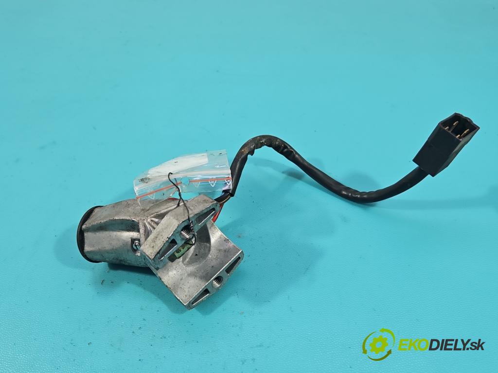 Fs lublin Lublin 2.4d 71 HP manual 52 kW 2417 cm3 5- Spínačka (Spínacia skrinka)