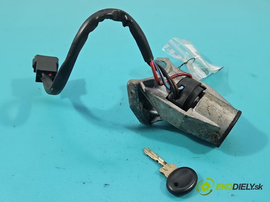 Fs lublin Lublin 2.4d 71 HP manual 52 kW 2417 cm3 5- Spínačka  (Spínacia skrinka)