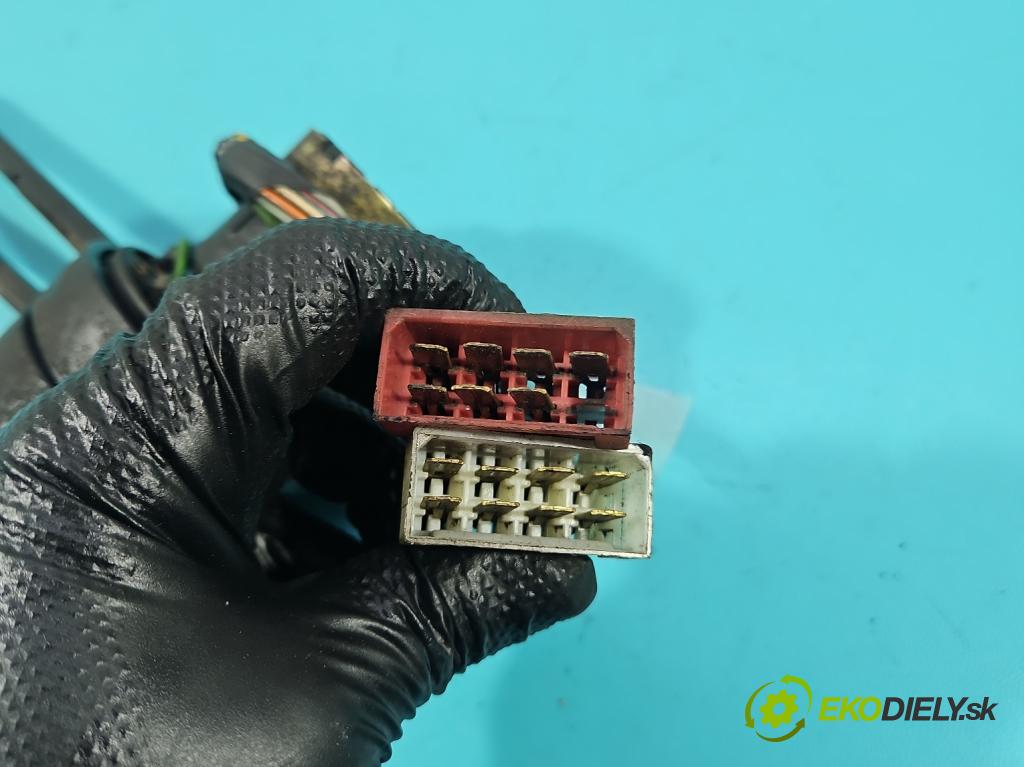 Fs lublin Lublin 2.4d 71 HP manual 52 kW 2417 cm3 5- prepínač komplex:  (Prepínacie páčky pod volantom)