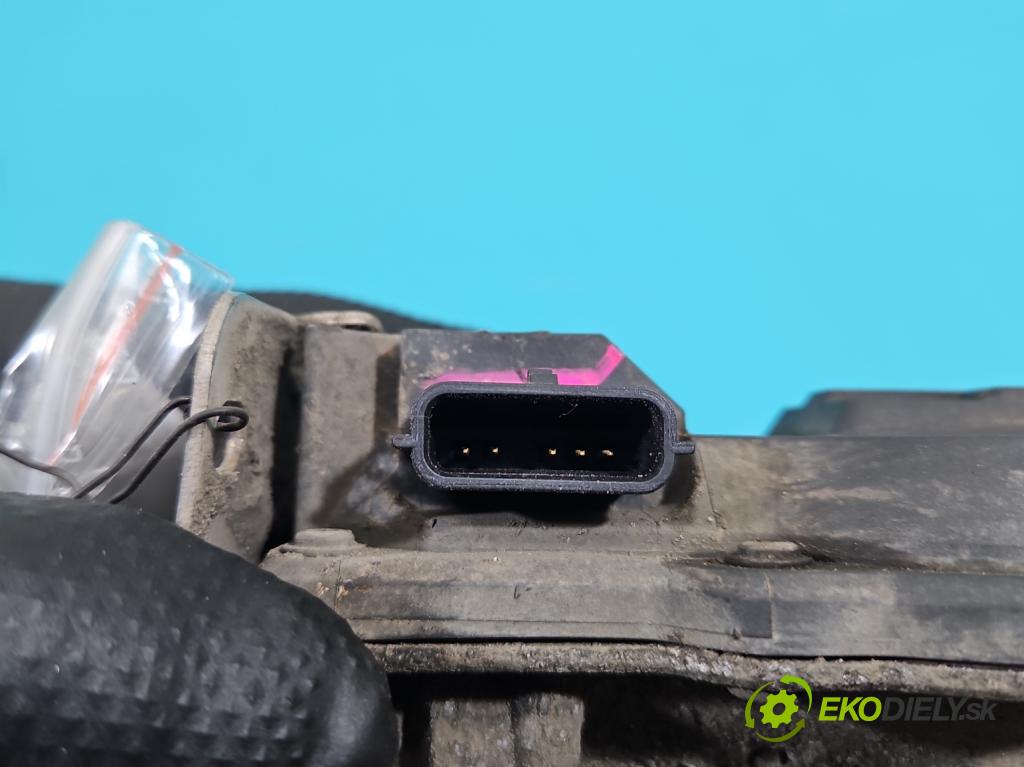 Nissan Qashqai II J11 2013-2021 1.6 dci 131 HP manual 96 kW 1598 cm3 5- klapka 50885503 (Škrtiaca klapka)