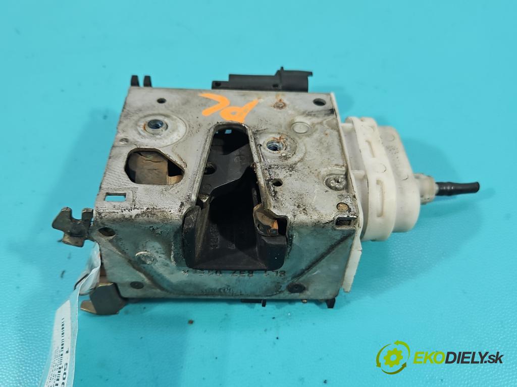 Audi A3 8L 1996-2003 1.9 tdi 131 hp manual 96 kW 1896 cm3 3- zámek přední levý 