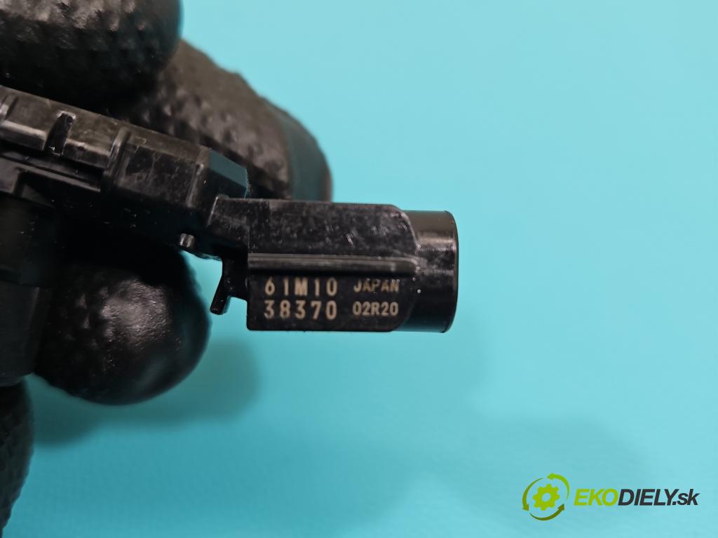 Suzuki SX4 S-Cross 2013-2021 1.6 16V 120 HP manual 88 kW 1586 cm3 5- snímač parkovaní: 61M10