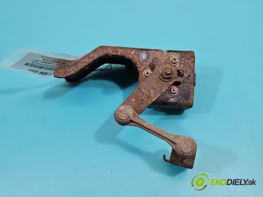 Suzuki SX4 S-Cross 2013-2021 1.6 16V 120 HP manual 88 kW 1586 cm3 5- snímač nastavenia xenon A182307-2 (Snímač)