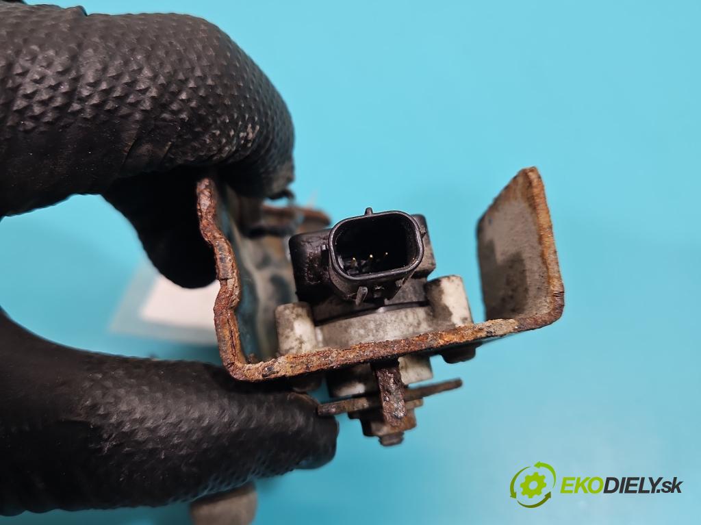 Suzuki SX4 S-Cross 2013-2021 1.6 16V 120 HP manual 88 kW 1586 cm3 5- snímač nastavenia xenon A182307-2 (Snímač)