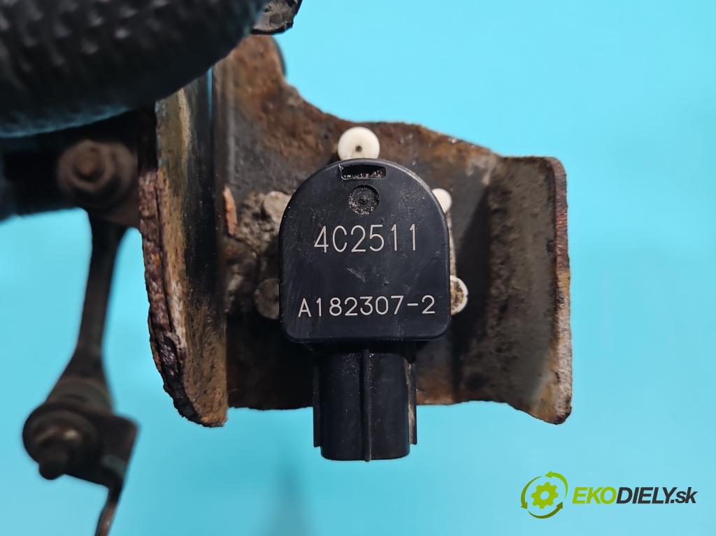 Suzuki SX4 S-Cross 2013-2021 1.6 16V 120 HP manual 88 kW 1586 cm3 5- snímač nastavenia xenon A182307-2 (Snímač)