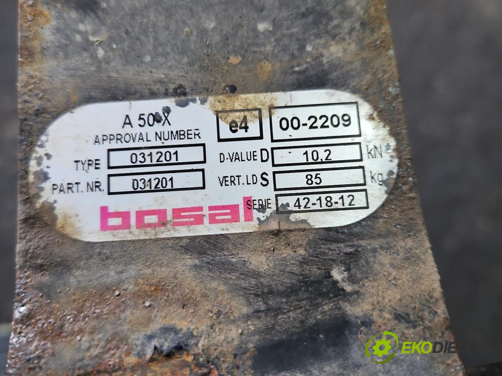 Vw Passat B5 1995-2005 1.6 8V 101 hp manual 74 kW 1595 cm3 4- oko tažné (Tažné zařízení)