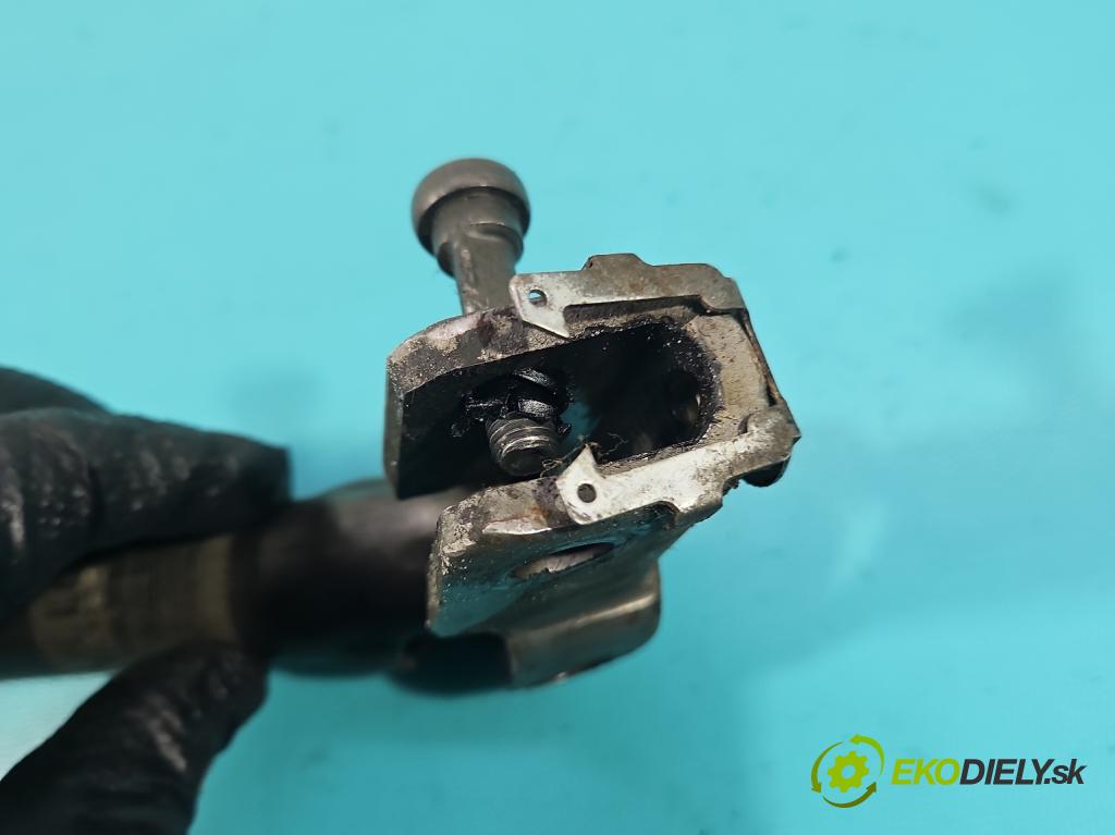 Opel Corsa C 2000-2006 1,3.0 cdti 69KM manual 51 kW 1248 cm3 5- Sloupek volant  (Tyč řízení (volantu))