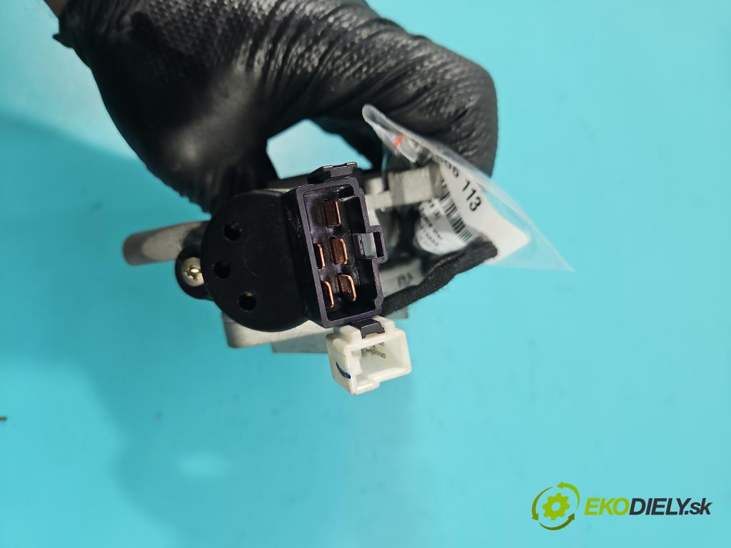 Mitsubishi Space star 1.9 dci 102 HP manual 75 kW 1870 cm3 5- Spínačka  (Spínacia skrinka)