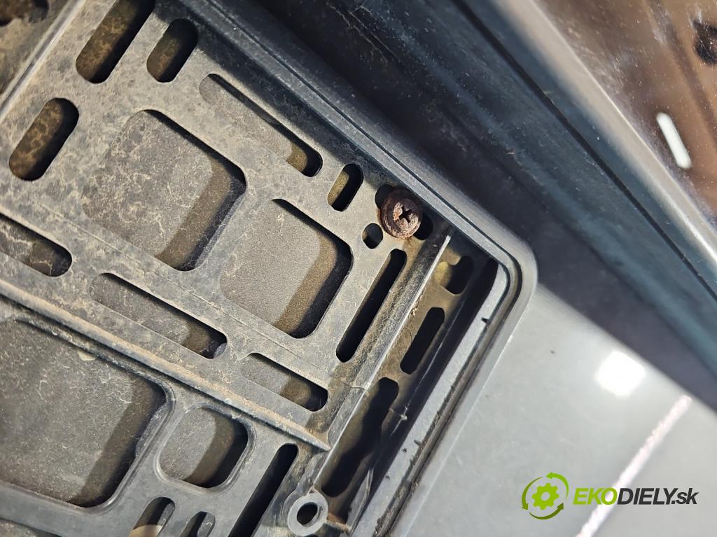 Lancia Delta III 2008-2014 1.4 T 120 hp manual 88 kW 1368 cm3 5- zadní kufrové dveře  (Zadní kapota (kufr))