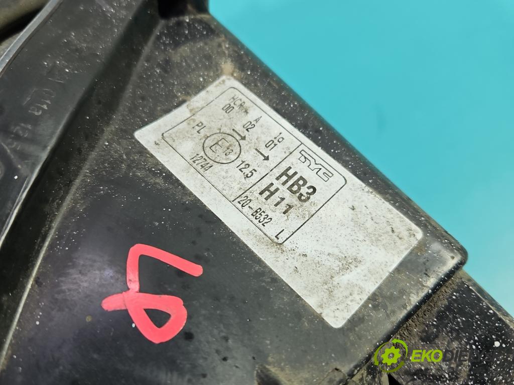 Toyota Rav4 III 2005-2012 2.2 D4D 136 HP manual 100 kW 2231 cm3 5- Reflektor: ľavý  (Kľučka dverí ostatné)