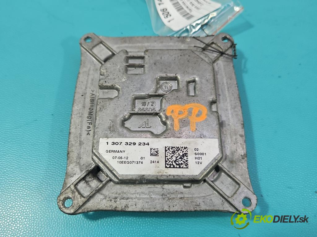 Lancia Delta III 2008-2014 1.4 T 120 HP manual 88 kW 1368 cm3 5- střídač: xenon 1307329234 (Riadiaca jednotka xenónu)