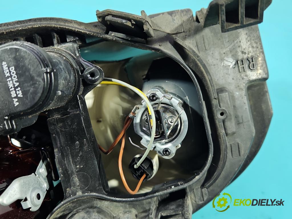 Ford Focus Mk2 2004-2011 2.0 tdci 136 HP manual 100 kW 1997 cm3 5- Reflektor: pravý 4M51-13W029-GB (Svetlo predné pravé)