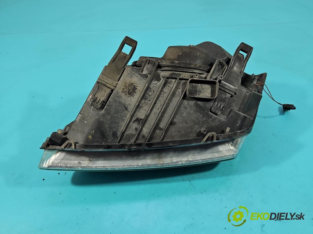 Ford Focus Mk2 2004-2011 2.0 tdci 136 HP manual 100 kW 1997 cm3 5- Reflektor: pravý 4M51-13W029-GB (Svetlo predné pravé)