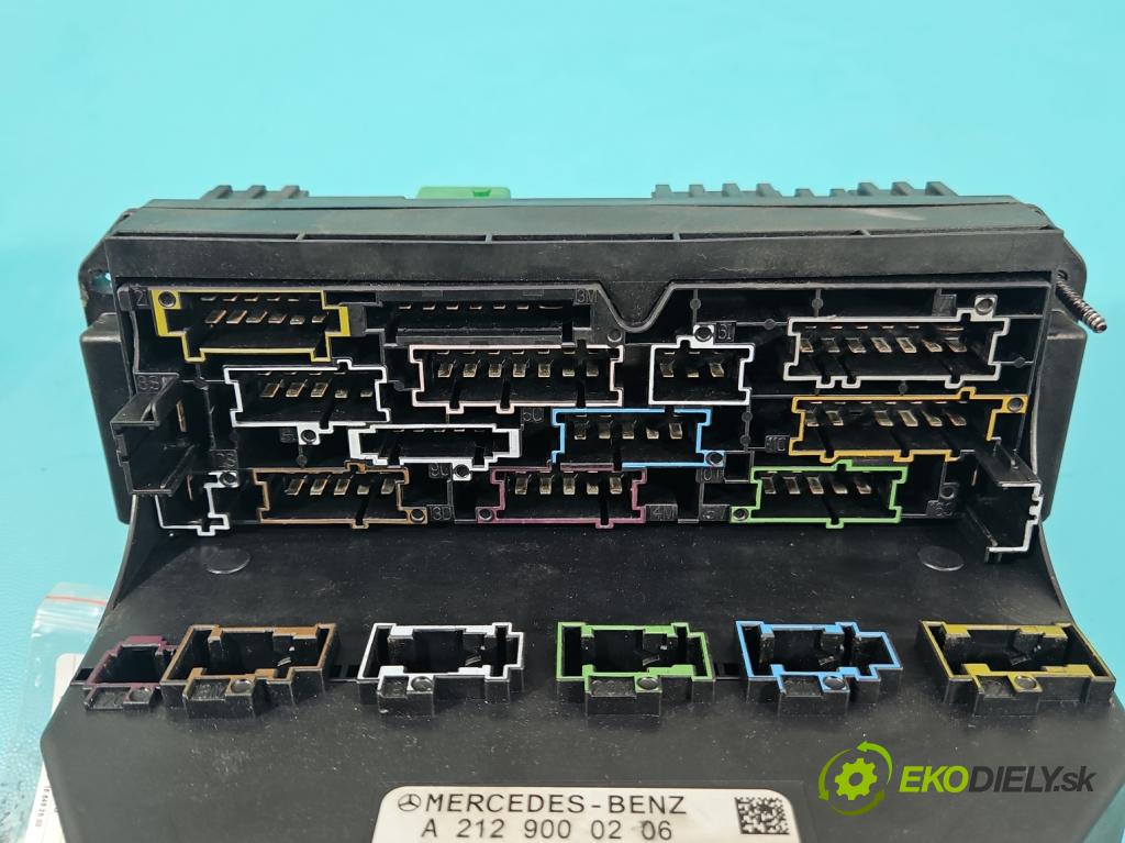 Mercedes E W212 2009-2016 2,2.0 CDI 136hp automatic 100 kW 2143 cm3 5- skříňka pojistková A2129000206 (Pojistková skříňka)