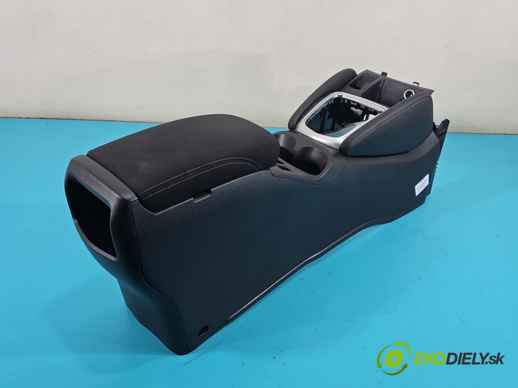 Nissan Qashqai II J11 2013-2021 1.6 dci 131 HP manual 96 kW 1598 cm3 5- operadlo 96930 4EA0A (Lakťová opierka)