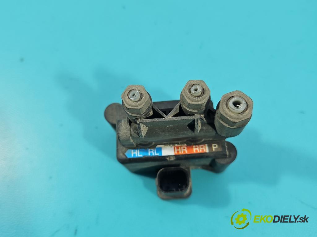 Mercedes E W212 2009-2016 2,2.0 CDI 136hp automatic 100 kW 2143 cm3 5- Distributor: A2513200158