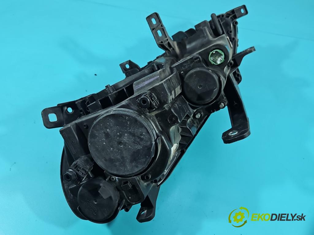 Lancia Delta III 2008-2014 1.4 T 120 HP manual 88 kW 1368 cm3 5- Reflektor: pravý 00518763440 (Svetlo predné pravé)