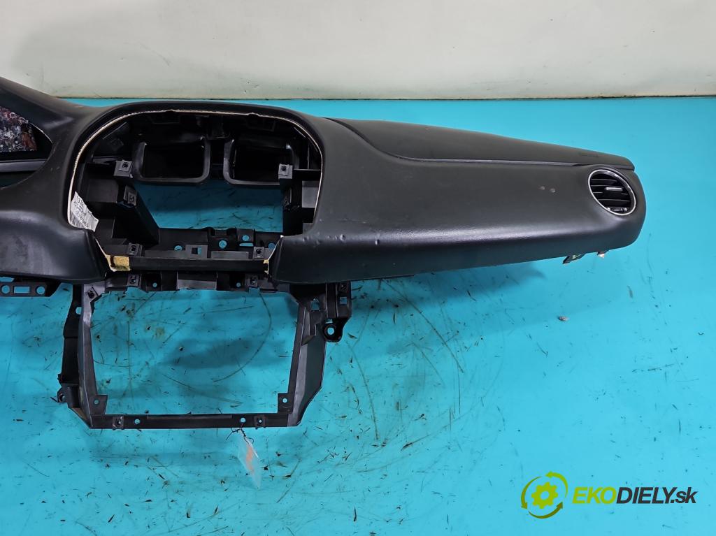 Lancia Delta III 2008-2014 1.4 T 120 hp manual 88 kW 1368 cm3 5- kokpit,přistrojova deska