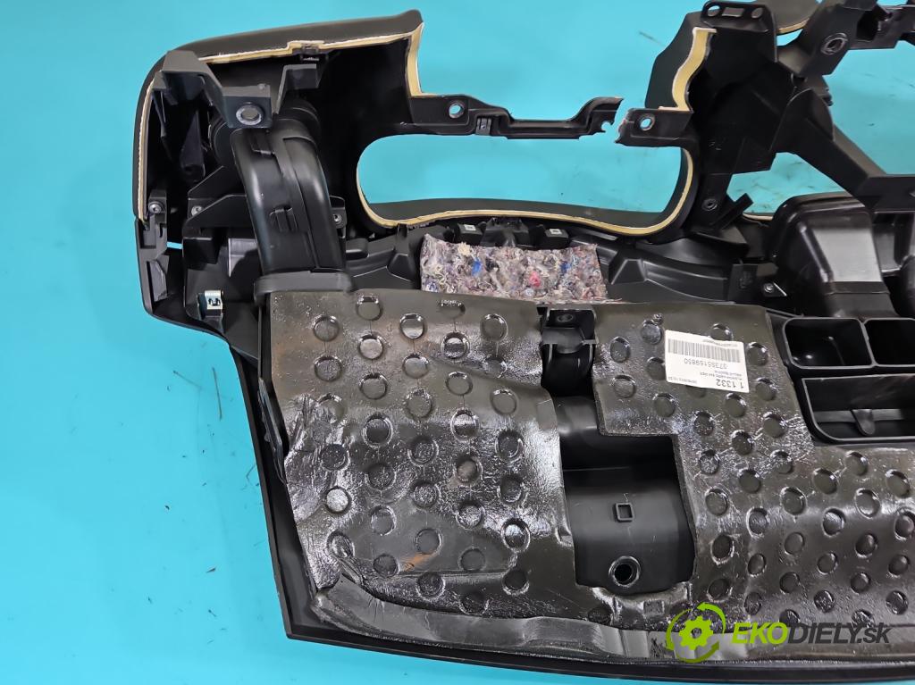 Lancia Delta III 2008-2014 1.4 T 120 hp manual 88 kW 1368 cm3 5- kokpit,přistrojova deska