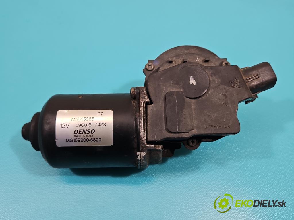 Mitsubishi Colt Z30 VI 2004-2012 1.3 16V 95 hp manual 70 kW 1332 cm3 5- motor stěračů přední 159200-6820