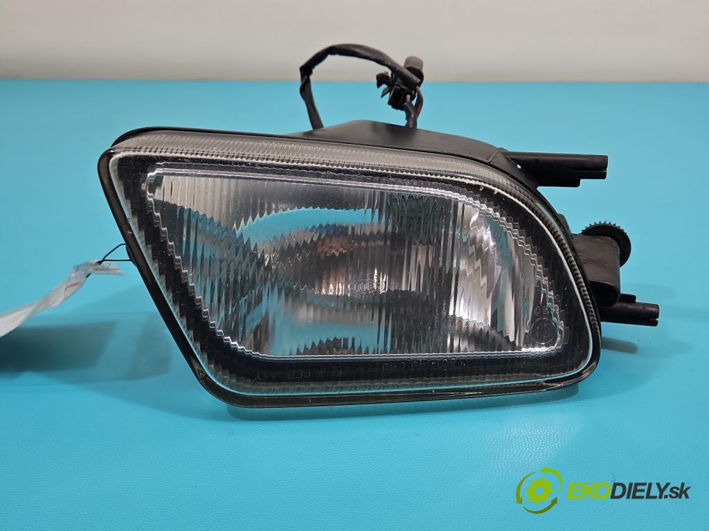 Mitsubishi Space star 1.8 GDI 122 hp manual 90 kW 1834 cm3 5- Halogen pravý  (Klika dveří ostatní)