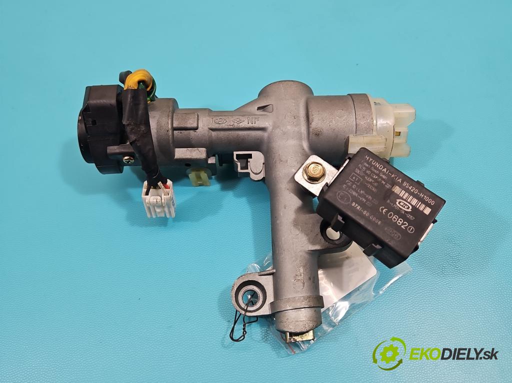 Hyundai Sonata V 2004-2009 2.4 16V 162 HP manual 119 kW 2359 cm3 4- Spínačka 95420-H1000 (Spínacia skrinka)