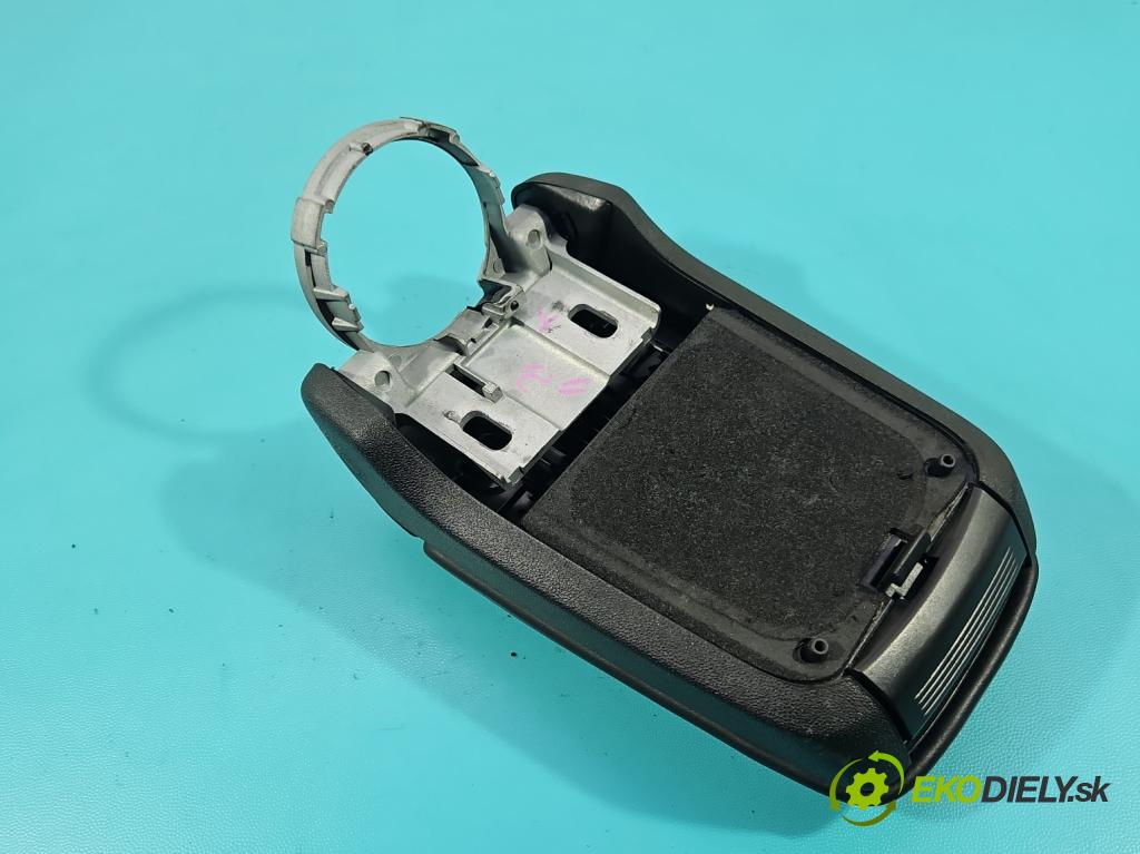 Lancia Delta III 2008-2014 1.4 T 120 HP manual 88 kW 1368 cm3 5- operadlo  (Lakťová opierka)