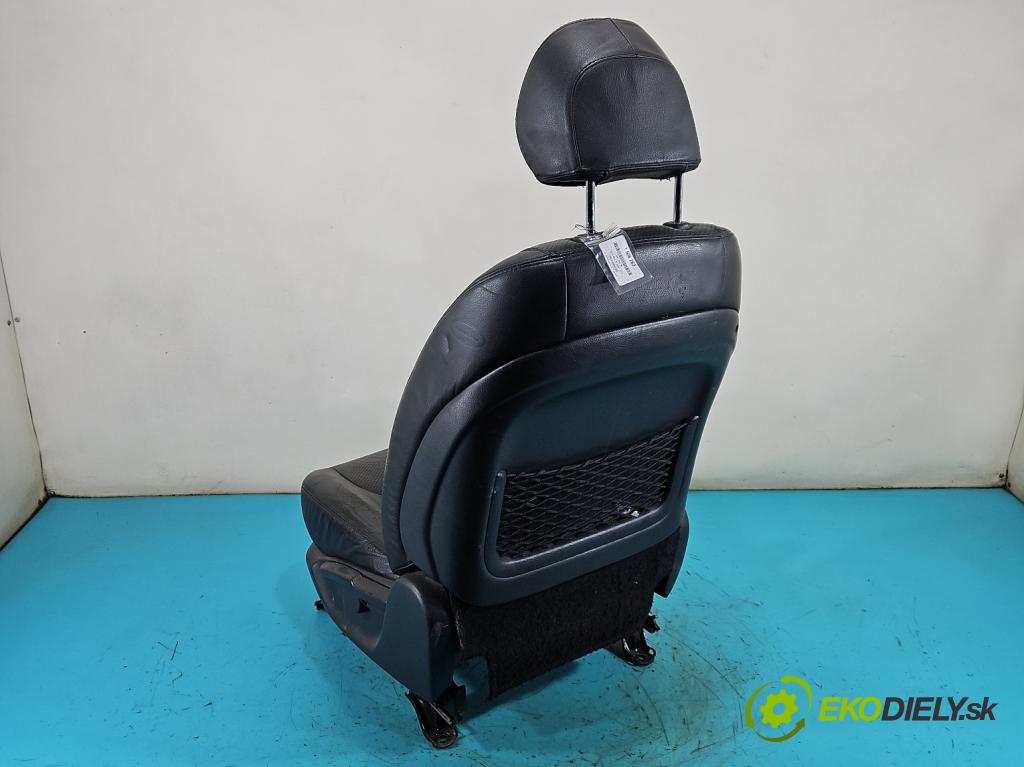 Toyota Rav4 III 2005-2012 2.2 D4D 136 HP manual 100 kW 2231 cm3 5- Sedačka ľavý  (Sedadlo)