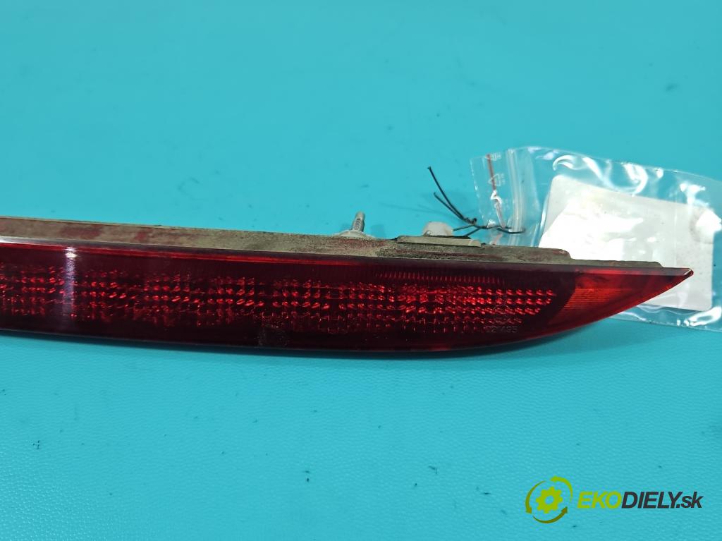 Mazda 5  2005-2010 2.0 16V 145 HP manual 107 kW 1999 cm3 5- světlo: stop: P4433