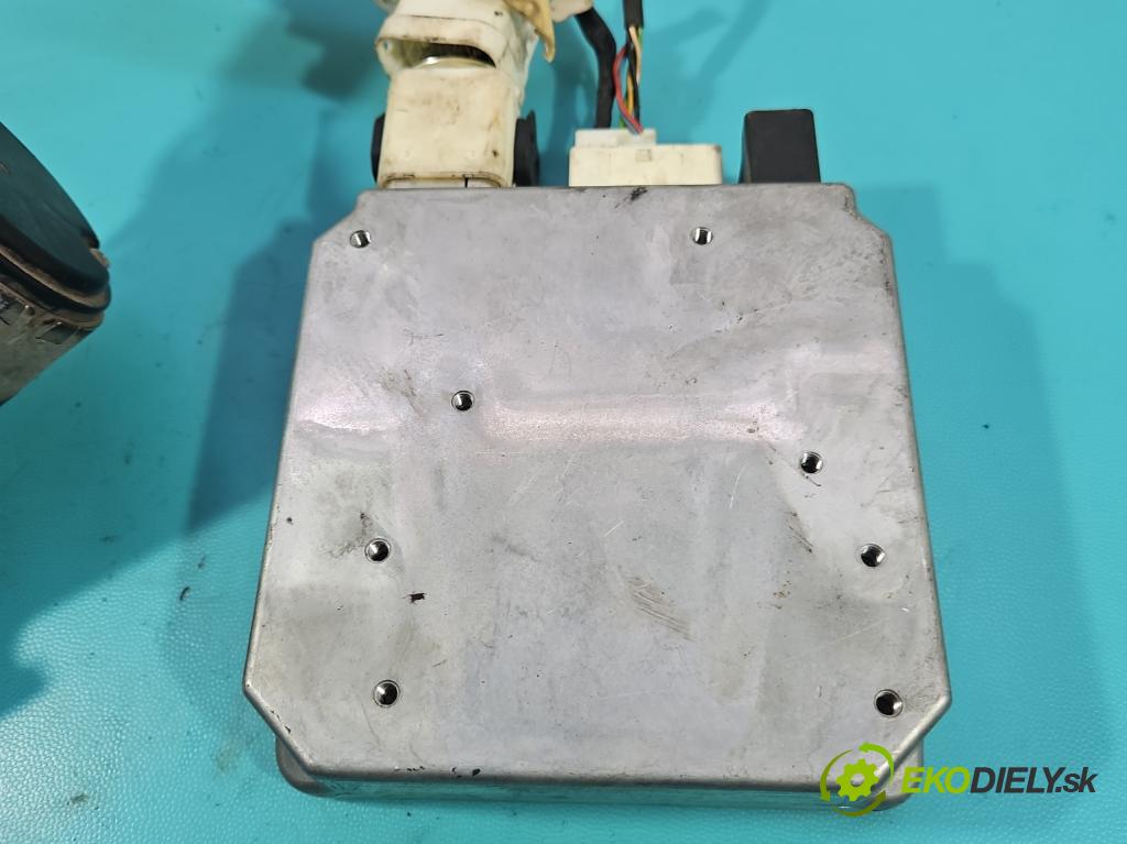 Toyota Rav4 III 2005-2012 2.2 D4D 136hp manual 100 kW 2231 cm3 5- čerpadlo posilovač 89650-42040 (Servočerpadlo)