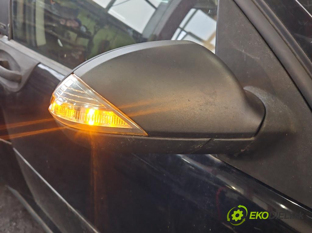 Smart Forfour I 2004-2006 1.3 16V 95 hp manual 70 kW 1332 cm3 5- zpětné zrcátko pravé  (Klika dveří ostatní)