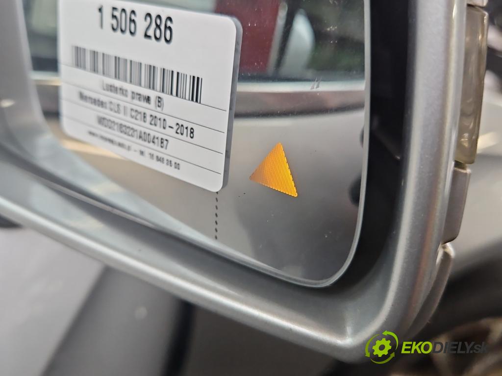 Mercedes CLS II C218 2010-2018 3.0 cdi (642853) 265KM automatic 195 kW 2987 cm3 4- zrkadlo pravé A2188100476 (Kľučka dverí ostatné)