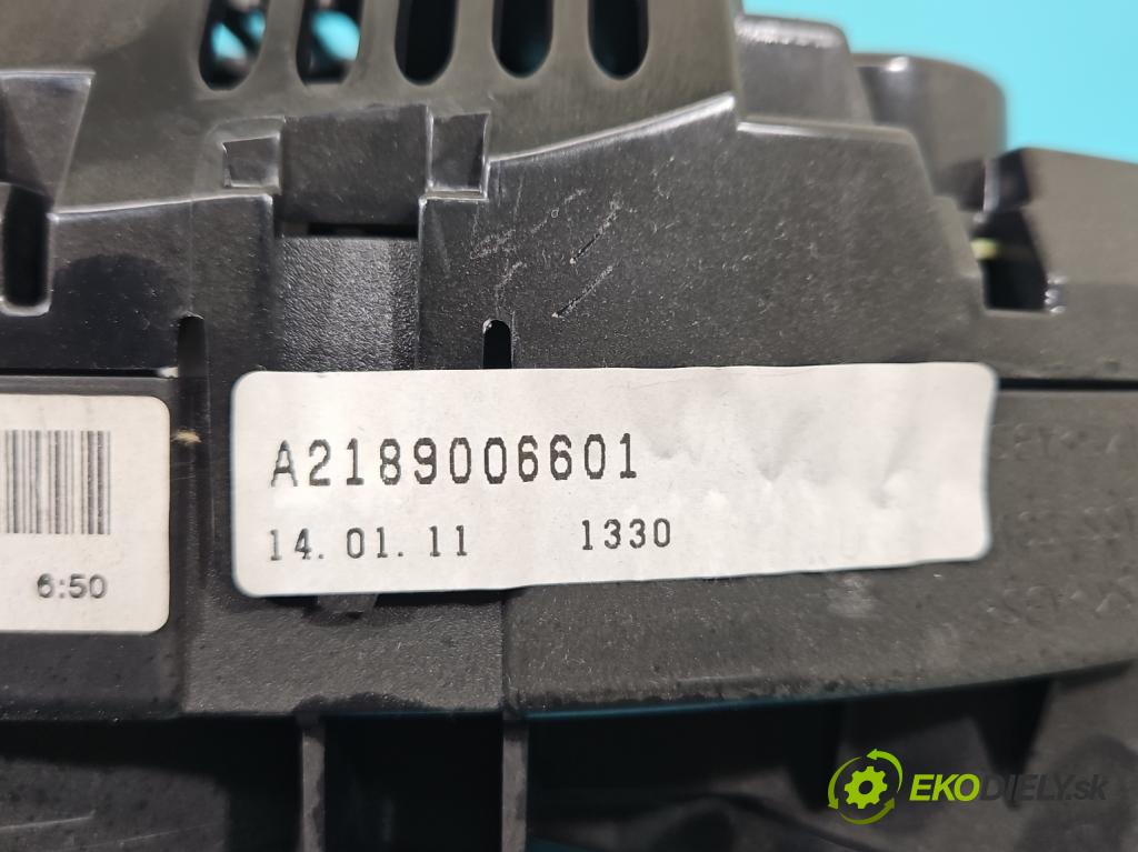 Mercedes CLS II C218 2010-2018 3.0 cdi (642853) 265KM automatic 195 kW 2987 cm3 4- prístrojovka/ budíky A21890066 (Prístrojová doska)