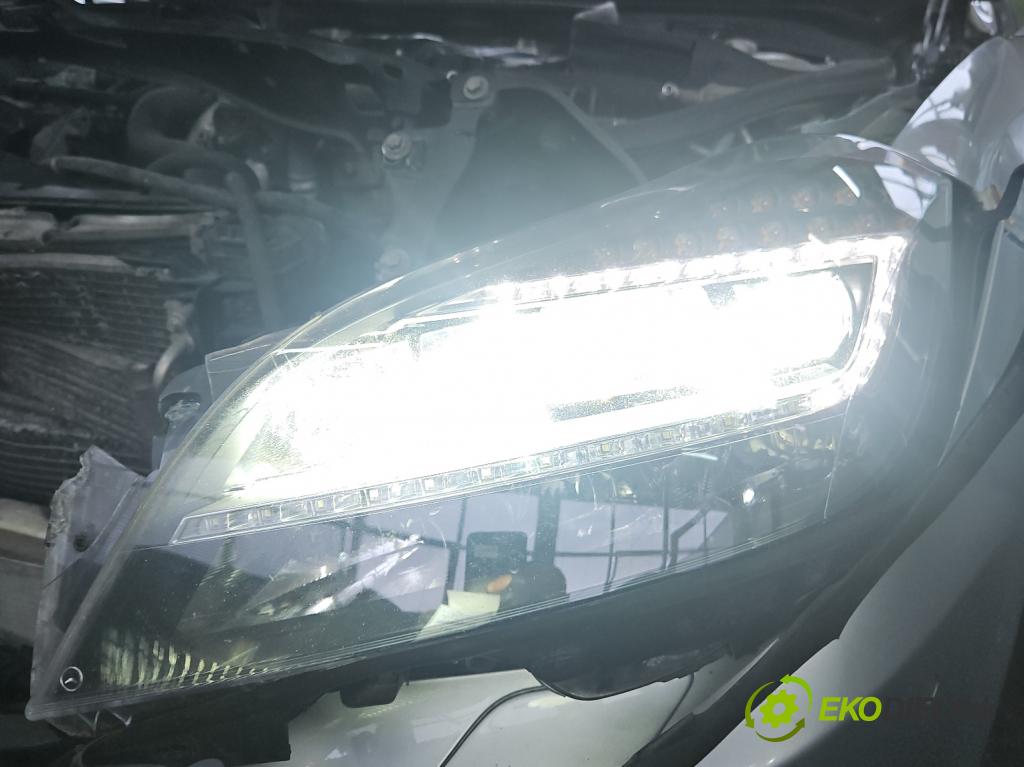 Mercedes CLS II C218 2010-2018 3.0 cdi (642853) 265KM automatic 195 kW 2987 cm3 4- Reflektor: ľavý A2188204761 (Kľučka dverí ostatné)