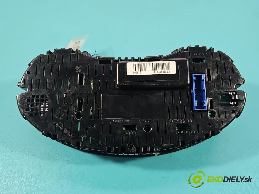 Audi A3 8P 2003-2012 1.6 FSI 116 HP manual 85 kW 1598 cm3 3- prístrojovka/ budíky 8P0920900E (Prístrojová doska)