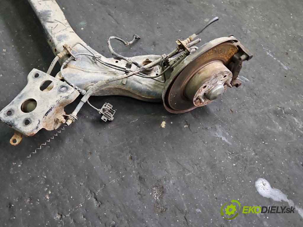 Lancia Delta III 2008-2014 1.4 T 120 hp manual 88 kW 1368 cm3 5- zadní výztuha  (Zadní výztuha)