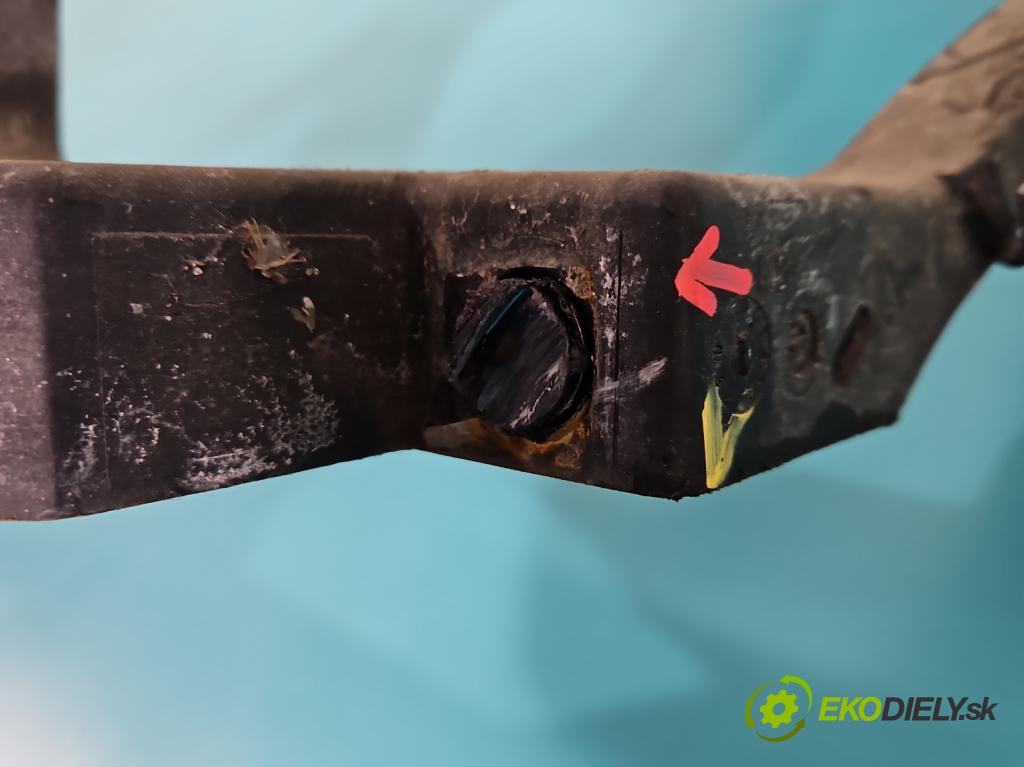 Smart Forfour I 2004-2006 1.3 16V 95 hp manual 70 kW 1332 cm3 5- stěna přední A4546200230 (Přední výztuha)