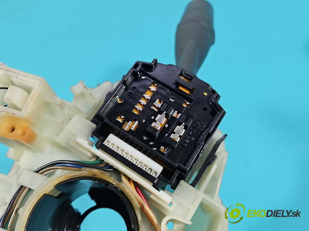 Smart Forfour I 2004-2006 1.3 16V 95 HP manual 70 kW 1332 cm3 5- prepínač komplex: A4545401244 (Prepínacie páčky pod volantom)