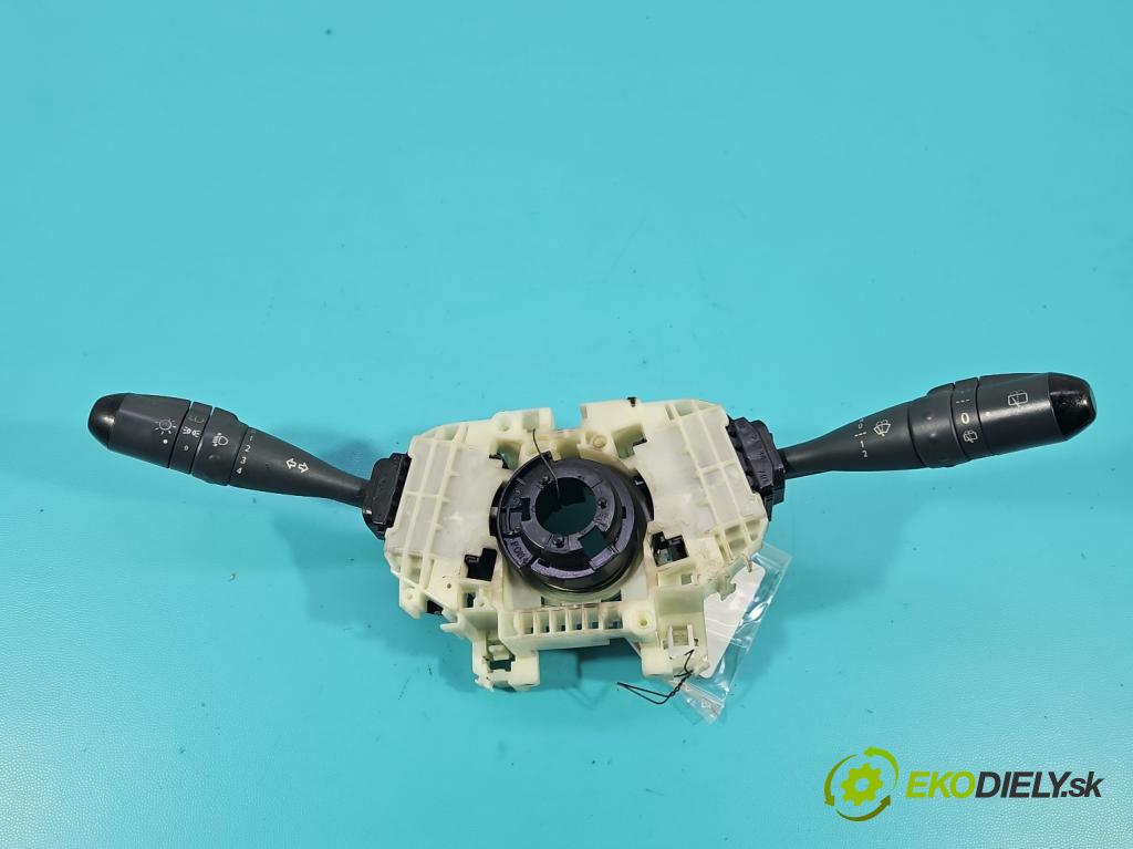 Smart Forfour I 2004-2006 1.3 16V 95 HP manual 70 kW 1332 cm3 5- prepínač komplex: A4545401244 (Prepínacie páčky pod volantom)