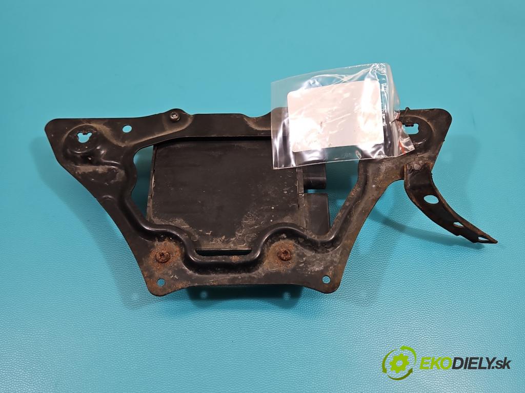 Toyota Rav4 III 2005-2012 2.2 D4D 136 HP manual 100 kW 2231 cm3 5- riadiaca jednotka ostatné 89871-71010